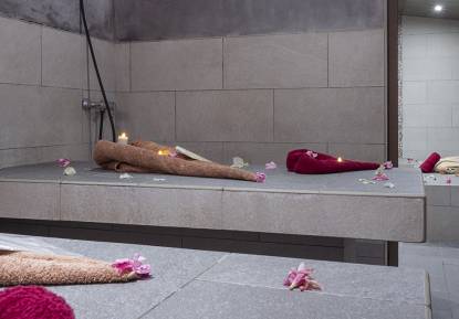 Moroccan collective hammam